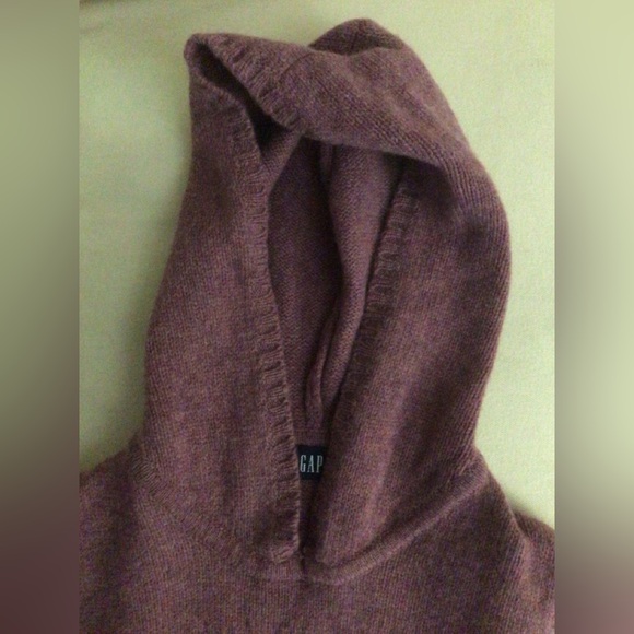 GAP VINTAGE SLEEVELESS SWEATER WITH HOODIE - Picture 4 of 11